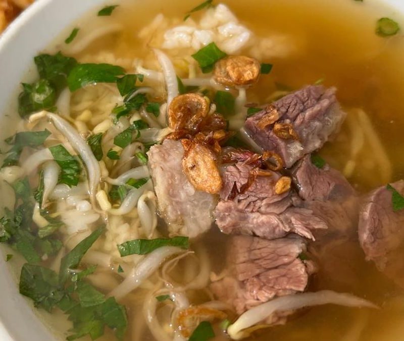 Tiga Resep Soto Daging Berkuah Kaldu Bening: Segar dan Nampol untuk Keluarga
