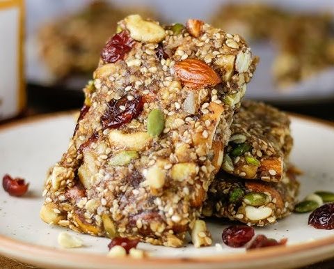 5 Resep Tanpa Dosa dari Nutritionist: Flatbread, Granola & Energy Bar
