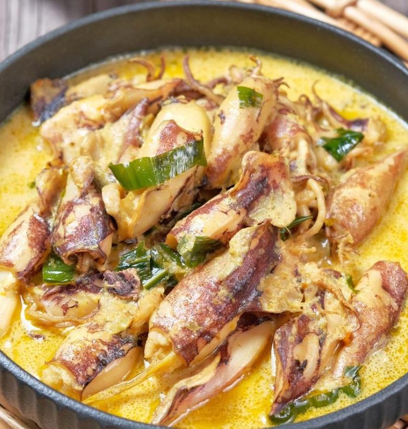 cumi-masak-kunyit-khas-dapur-nindaummuzia-resep-sederhana-dengan-rasa-istimewa