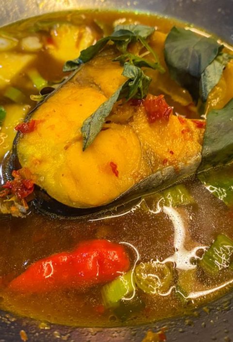 Pindang Patin Asam Pedas: Rasa Nusantara yang Cocok untuk Makan Siang
